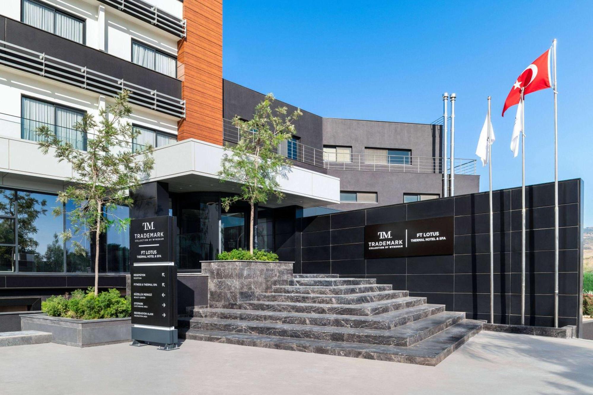 Ft Lotus Thermal Hotel&Spa Trademark Collection By Wyndham Menemen Eksteriør billede